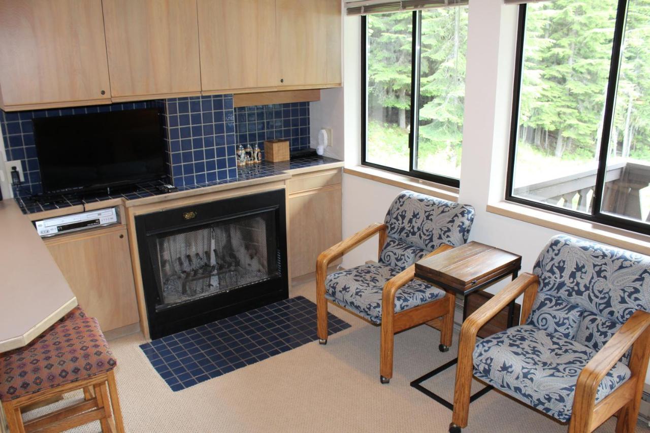 Crystal Chalets Greenwater Luaran gambar
