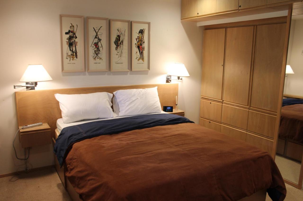 Crystal Chalets Greenwater Luaran gambar