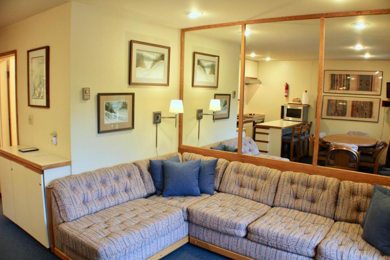 Crystal Chalets Greenwater Luaran gambar
