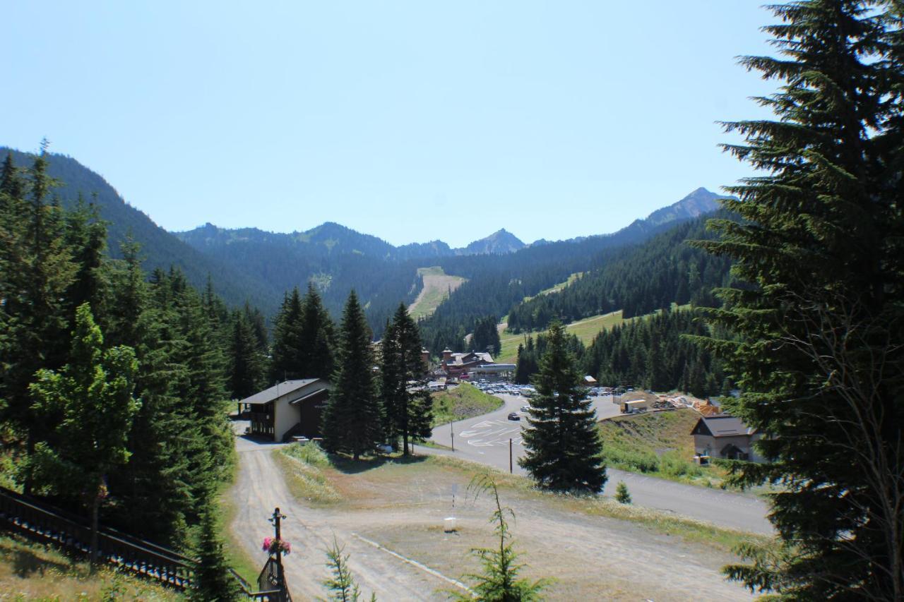 Crystal Chalets Greenwater Luaran gambar