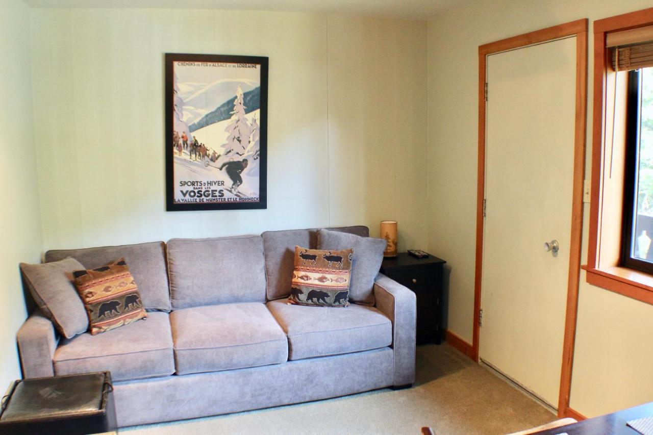Crystal Chalets Greenwater Luaran gambar